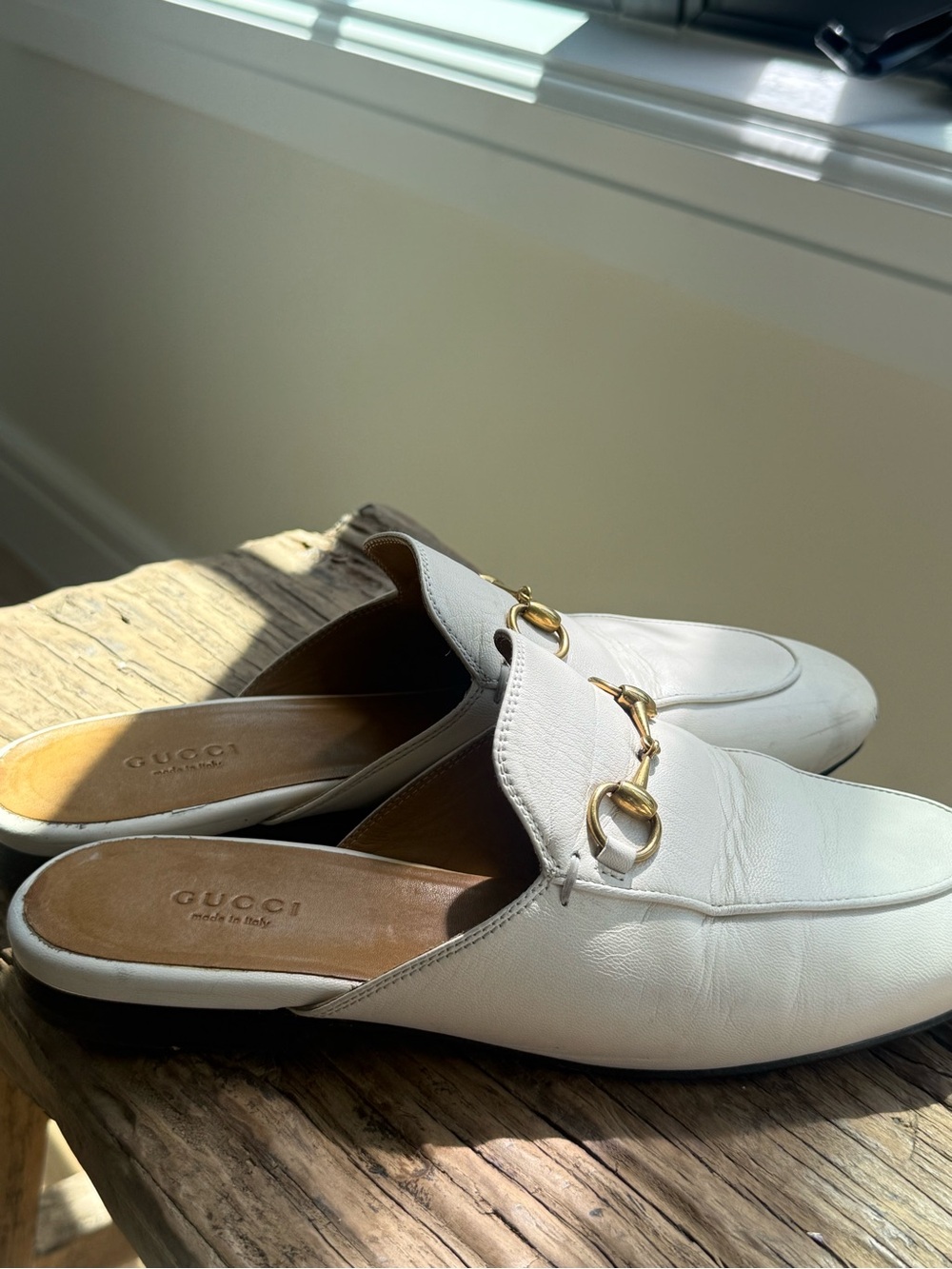 Gucci White Leather Horsebit Backless Loafers